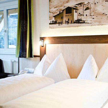 Hotel Tannenhof イシュグル エクステリア 写真