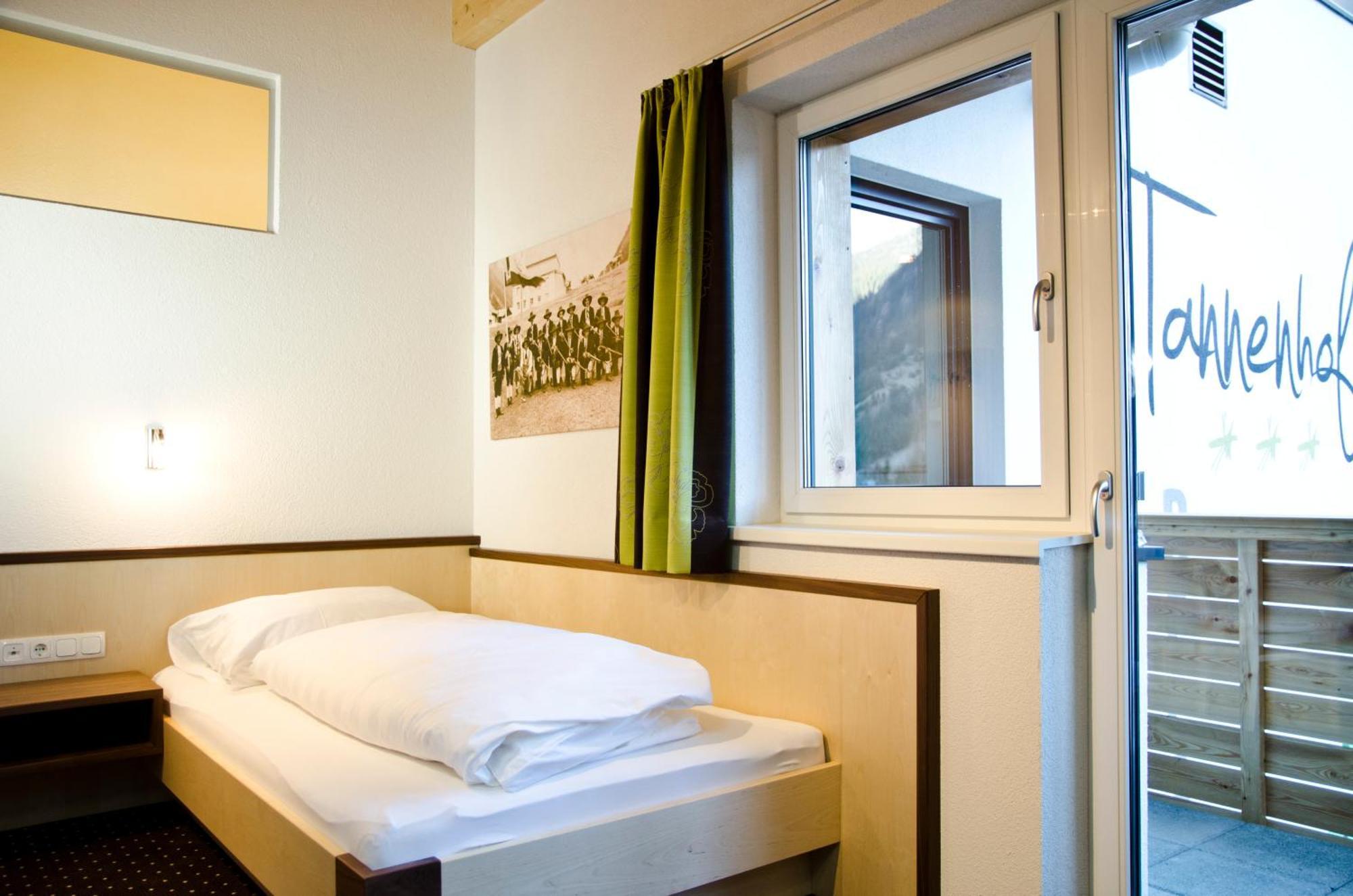 Hotel Tannenhof イシュグル エクステリア 写真