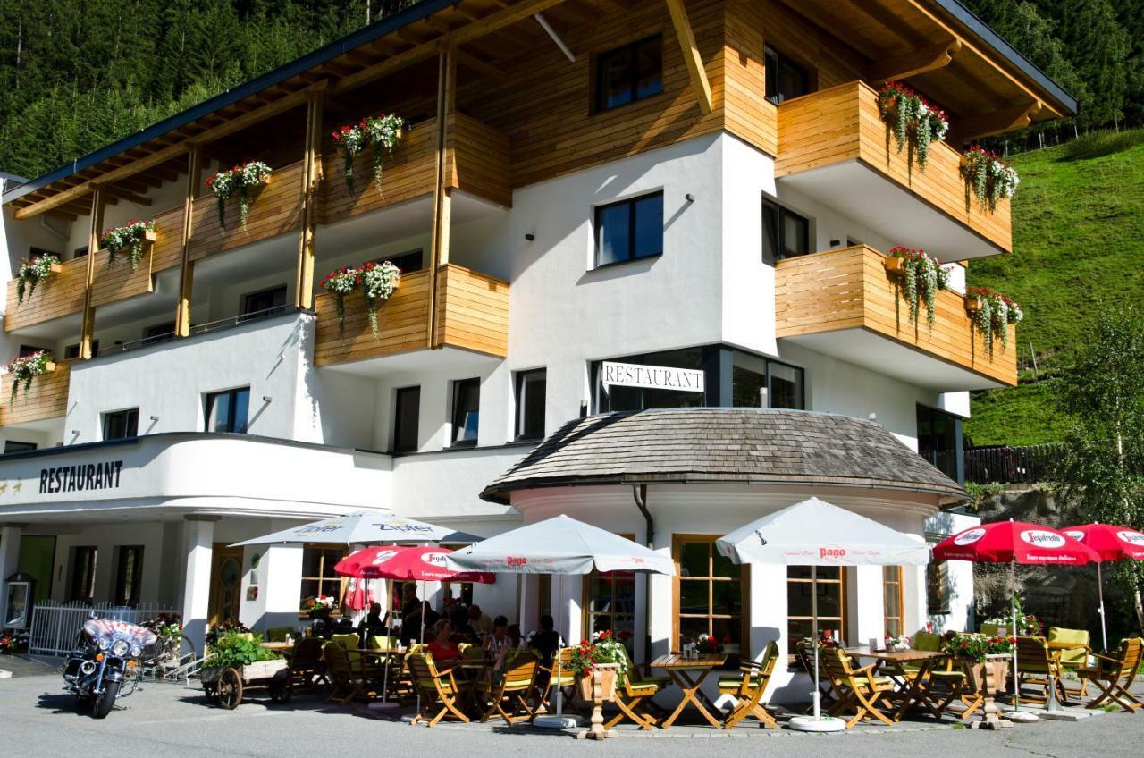 Hotel Tannenhof イシュグル エクステリア 写真